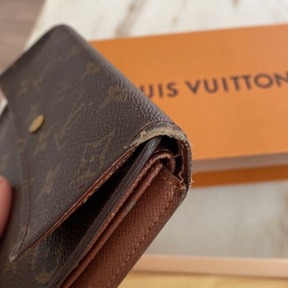 Louis Vuitton long Wallet - Picture 6 of 7